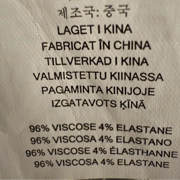 Michael Kors Women’s Long Sleeve Gray & White Striped Pullover Sweater, Large - Picture 14 of 15